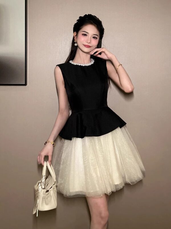 European station waist-hugging A-line dress for women in summer new sleeveless high-end party dress small puffy skirt - Image 2