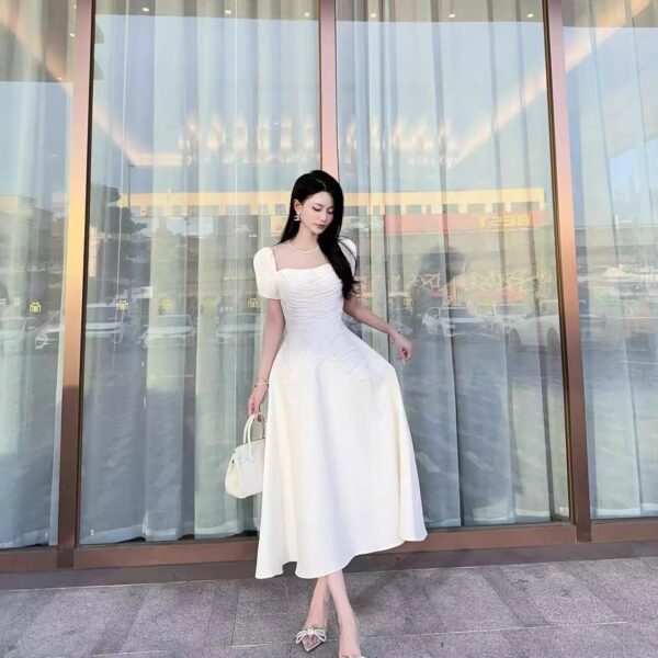 Elegant mid-length socialite banquet slim temperament and waist-hugging French niche dress 9892 - Image 3