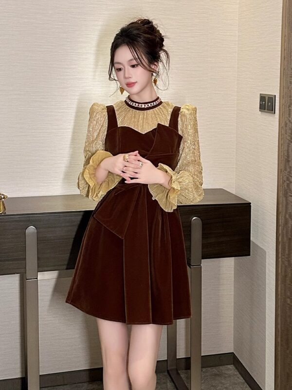 European station A-line dress Spring new women's clothing small French retro fake two-piece temperament age-reducing short skirt - Image 2