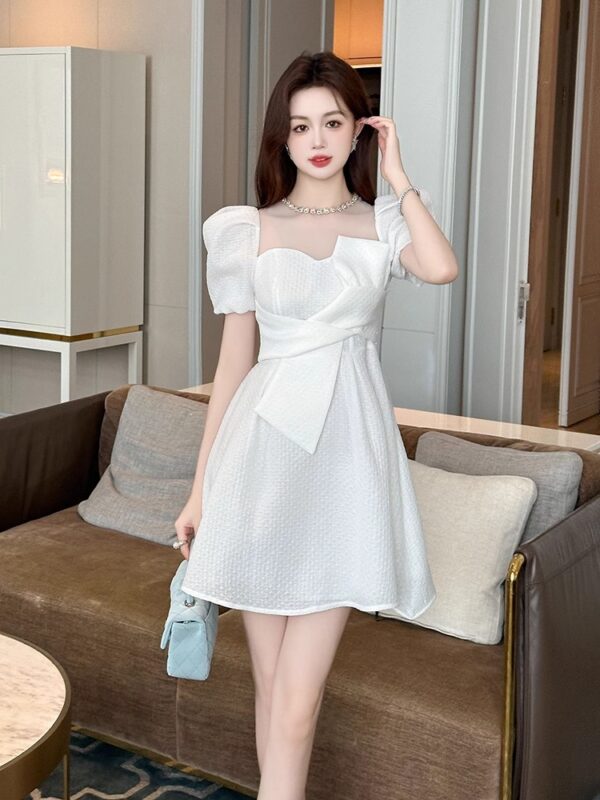 Pure first love puff sleeve white dress with short super fairy temperament goddess style sexy waist-hugging A-line white skirt