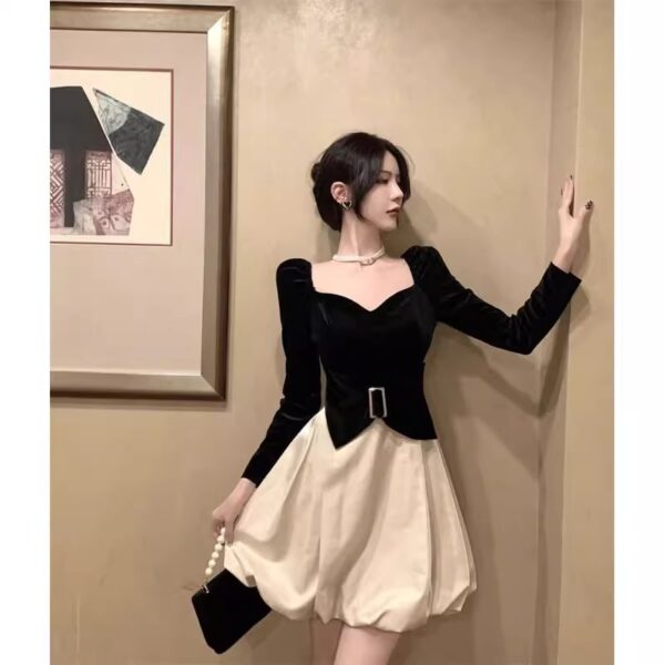 2025 autumn and winter new French Hepburn style fake two-piece skirt for women's temperament retro velvet fluffy dress trendy - Image 2