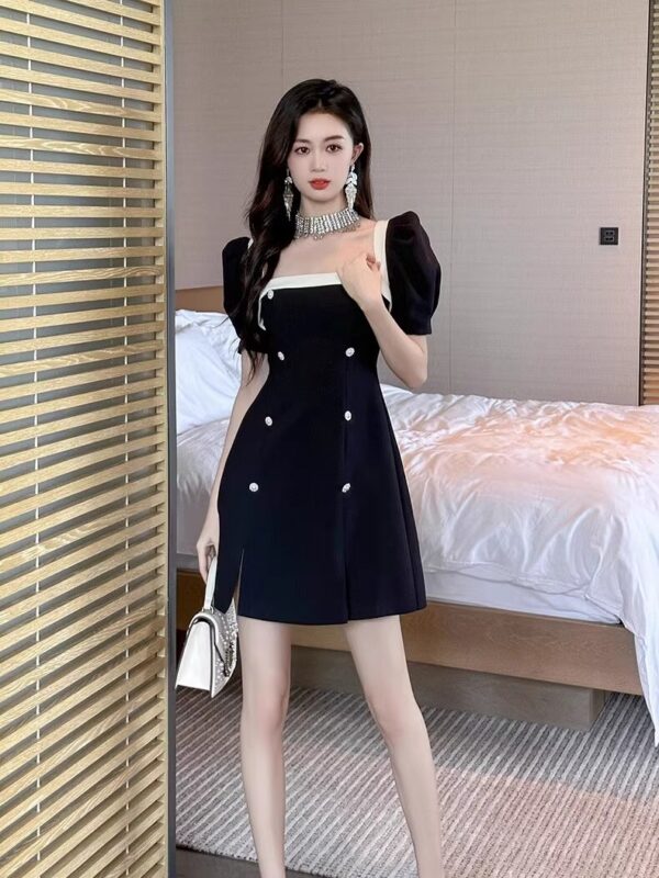 French high-end contrasting A-line dress for women in summer new square collar puff sleeve waist-hugging small hip-pack skirt