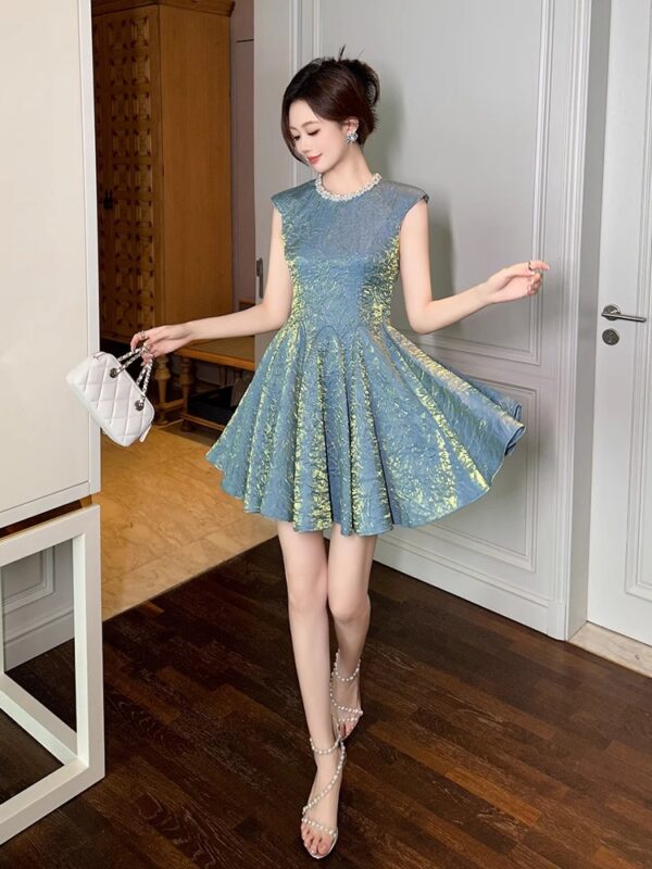 Evening dress 2025 new high-end summer new dress sleeveless high-waisted slim small a-line skirt