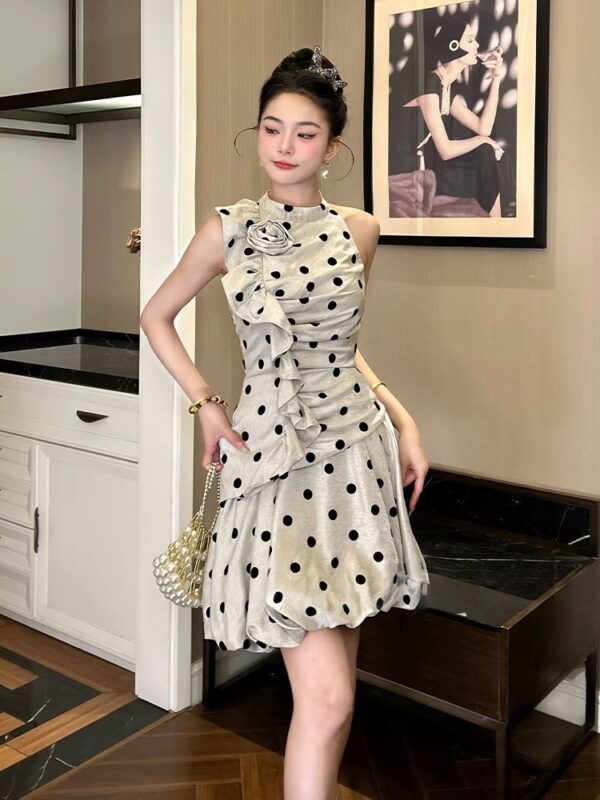 European station sleeveless polka dot dress for women in summer three-dimensional flowers French celebrity temperament waist-hugging princess flower bud skirt - Image 3
