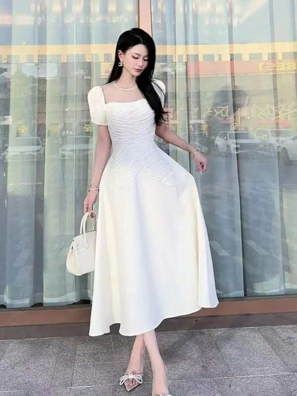 Elegant mid-length socialite banquet slim temperament and waist-hugging French niche dress 9892