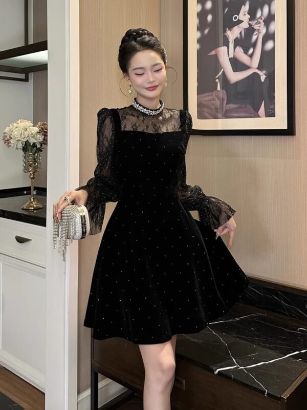 European station A-line dress for women autumn and winter lace spliced ​​velvet French socialite birthday party dress skirt - Image 4