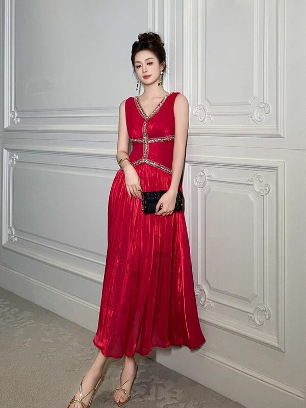 Red sleeveless dress for women, summer front and back double V-neck design, sexy lady style waist-hugging temperament slim dress long skirt - Image 4
