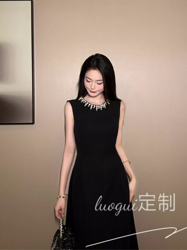 9791 niche long Hepburn style slim-fitting socialite splicing design and slim temperament dress - Image 4