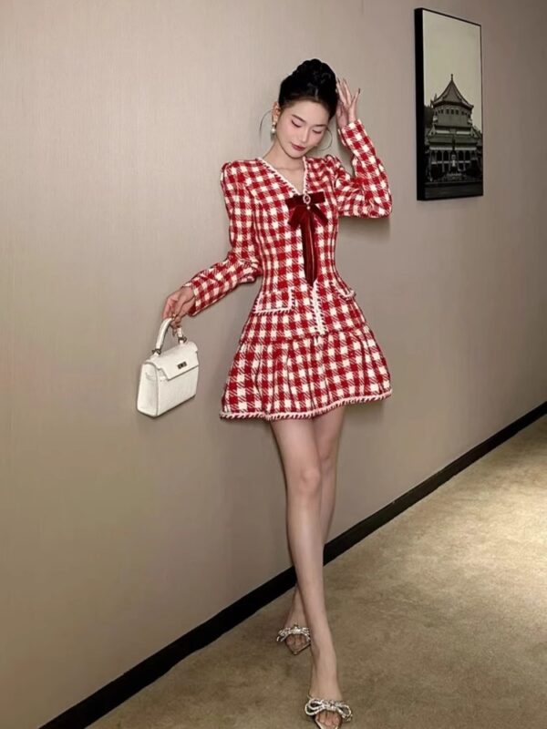 2025 new red plaid wool dress for women in winter temperament, small person with high-end a-line short skirt - Image 4