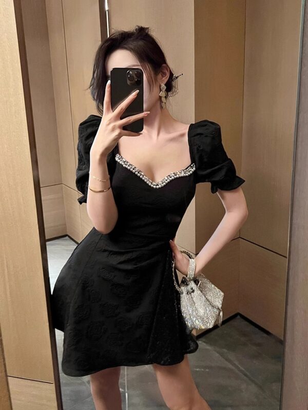 European station royal sister style dress French black skirt female summer socialite temperament high-end and mature A-line short skirt - Image 4