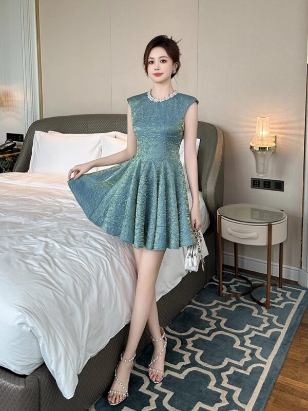 Evening dress 2025 new high-end summer new dress sleeveless high-waisted slim small a-line skirt - Image 4