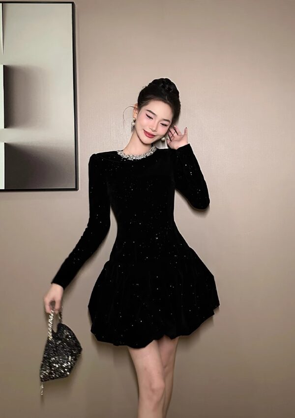European station black evening dress for women 2025 new high-end hot diamond waist slimming flower bud skirt spring dress