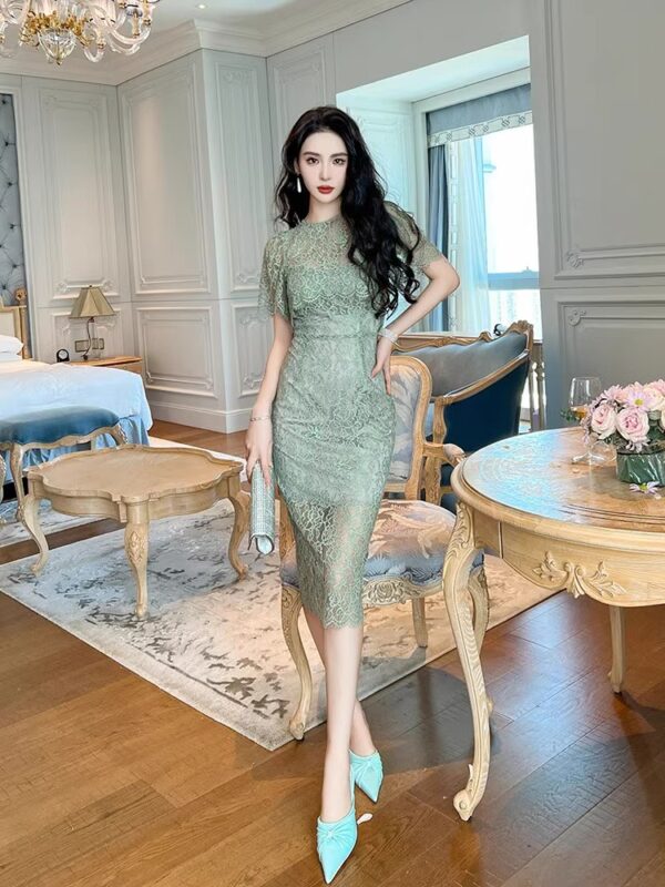 High-end exquisite lace dress for women's summer new French elegant temperament slim hip-pack skirt - Image 5