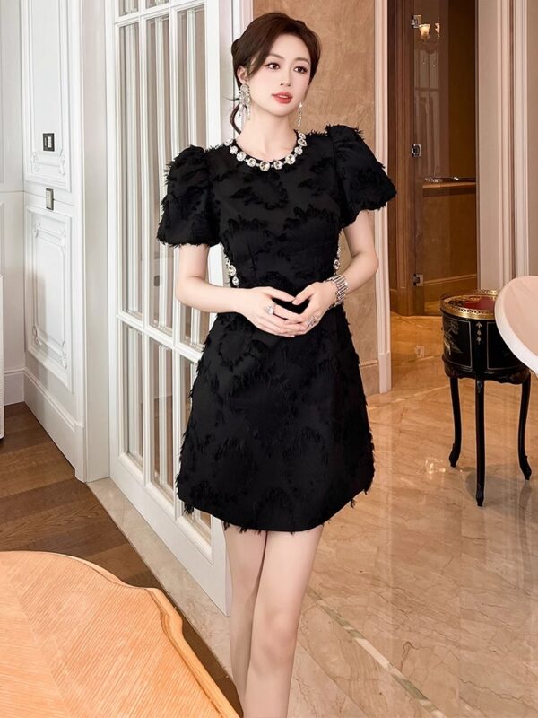 European station Hepburn style black skirt summer women's puff sleeve heavy industry dress temperament waist-hugging and slimming A-line dress - Image 5