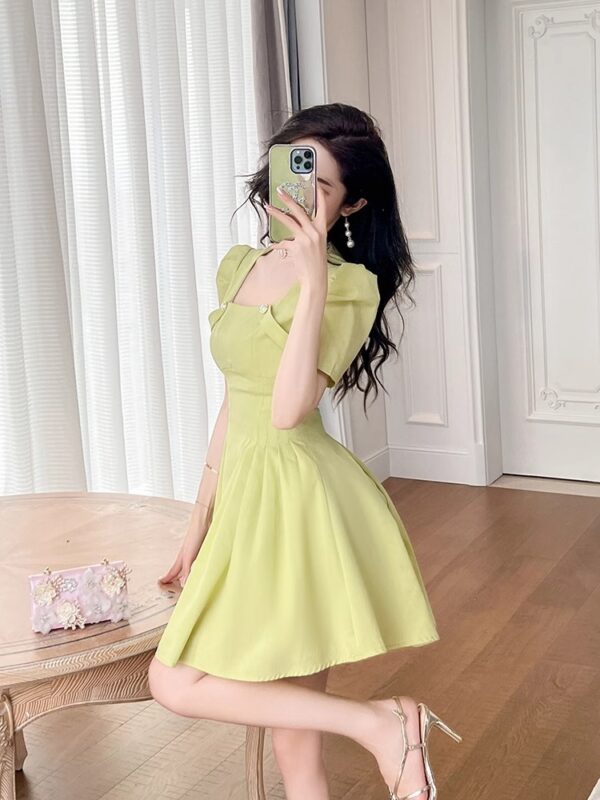 wears green dress for women in summer new temperament puff sleeves waist-hugging and slimming A-line princess skirt - Image 5