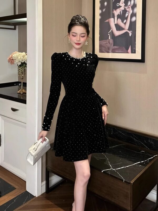 European station beaded dress spring women's clothing, diamonds, rich family's daughter waist-hugging A-line skirt, heavy industry party small dress - Image 5