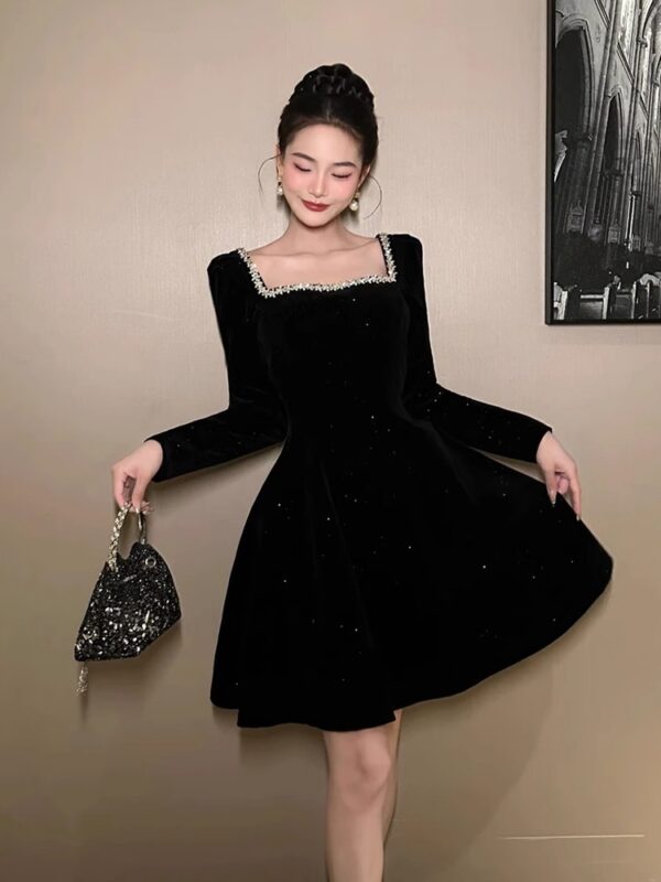 European station annual meeting dress light luxury high-end Hepburn style little black skirt famous socialite square collar spring velvet dress women - Image 6