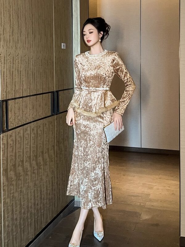 Light luxury high-end banquet evening dress for women in autumn and winter new velvet dress with waist slimming and fake two-piece fishtail skirt - Image 6