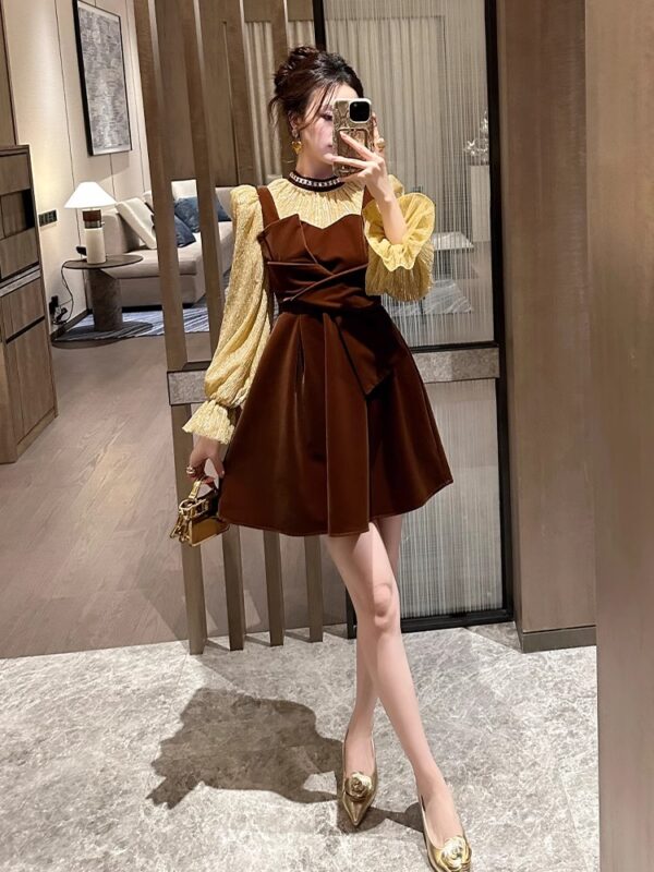 European station A-line dress Spring new women's clothing small French retro fake two-piece temperament age-reducing short skirt - Image 3