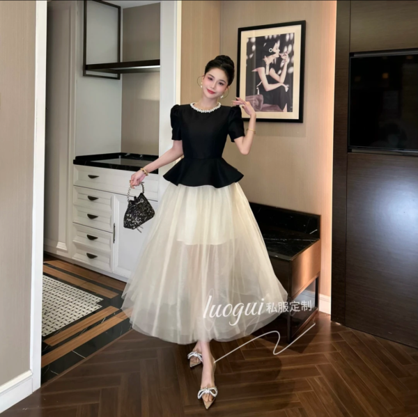 2025 new short skirt European fashion new satin fabric high-end ultra short skirt - Image 4